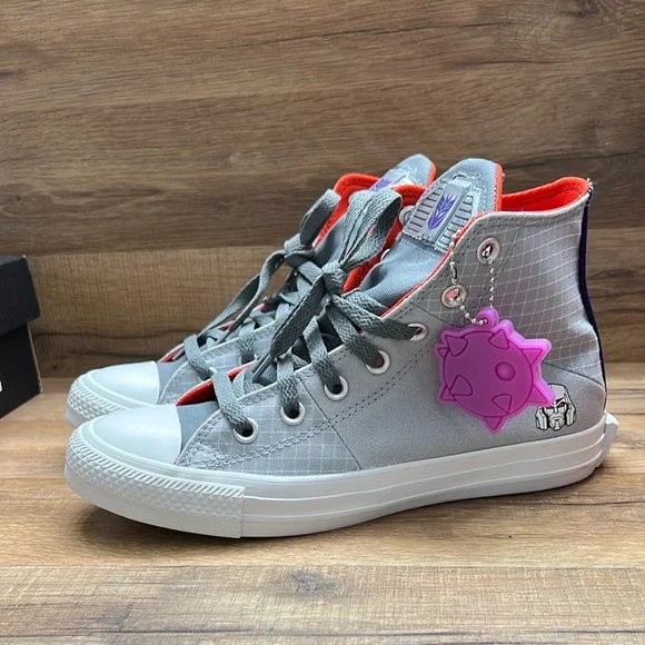 Converse Gray High-Tops - Picture 2 of 10